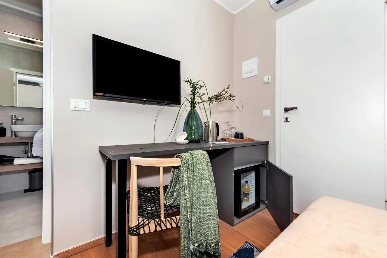*** Oda ve Kahvaltı Sunset Residence Rovinj Hırvatistan